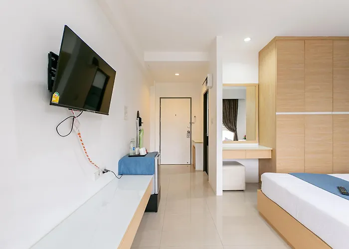 Ruan Plaisoi Hotel
