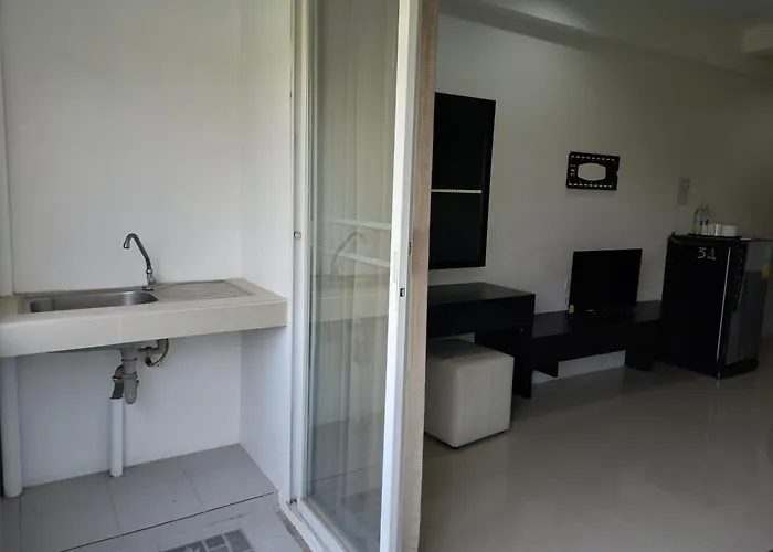 Ruan Plaisoi Bangkok