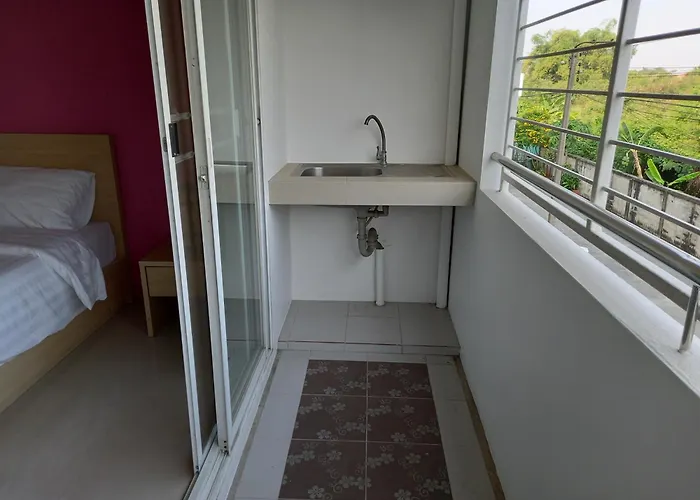 Ruan Plaisoi Bangkok