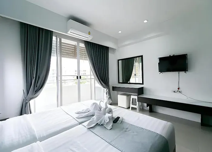 Ruan Plaisoi Hotel