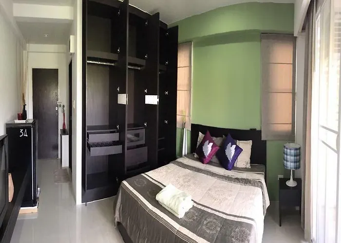 Ruan Plaisoi Bangkok